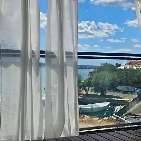 Paklenica, On The * Seline